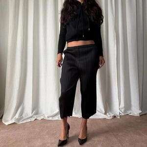 ISSEY MIYAKE Pleats Please